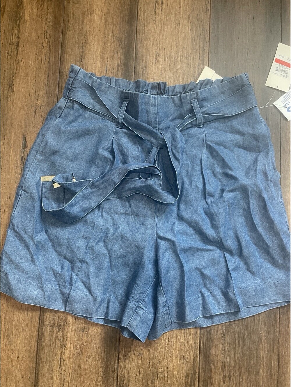 Anne Klein Slimming Shirts Size 6 NWT Blue Medium Wash Inseam 5”